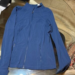 Lululemon size 12 jacket